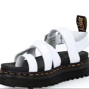Dr. Martens White Strappy Platform Avery Hydro toe loop Sandals size 7